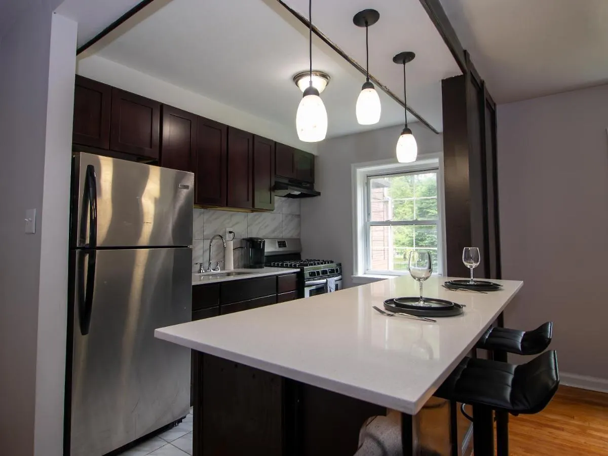 Cozy One Bedroom Apartment Beautiful Ньюарк